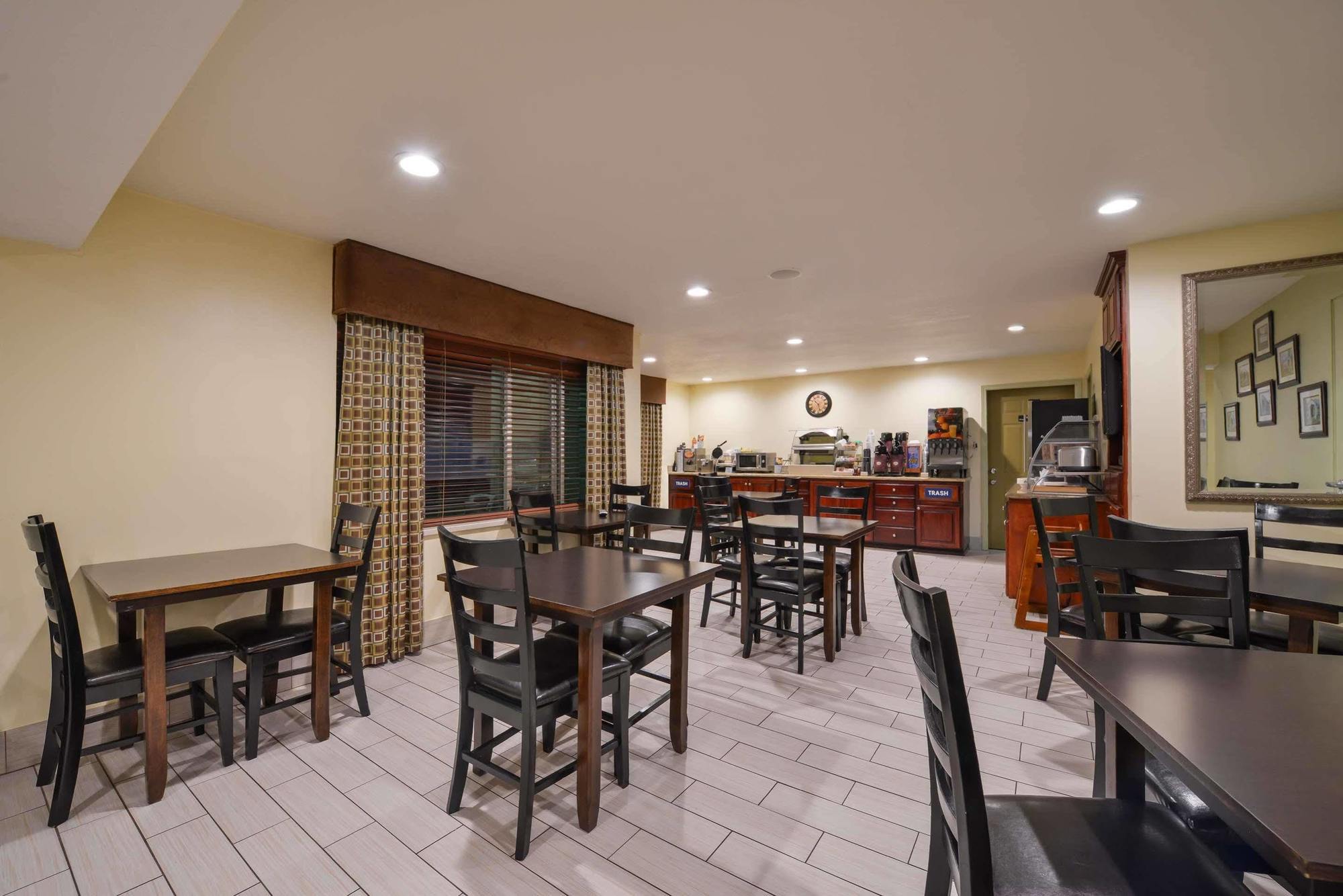 Best Western Cottage Grove Inn Εξωτερικό φωτογραφία